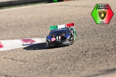 Lambo-3-105