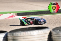 Lambo-3-116